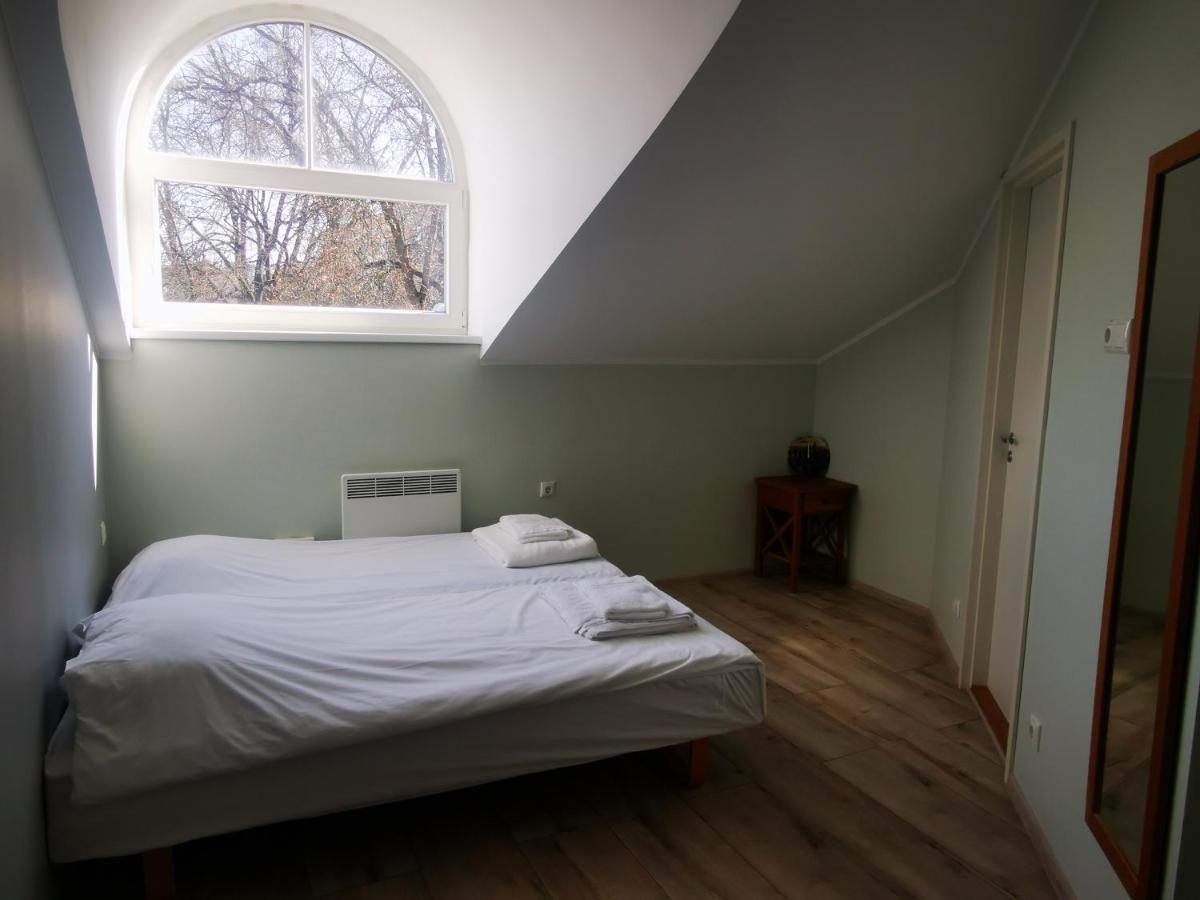 Hostel Oldtown Lux *